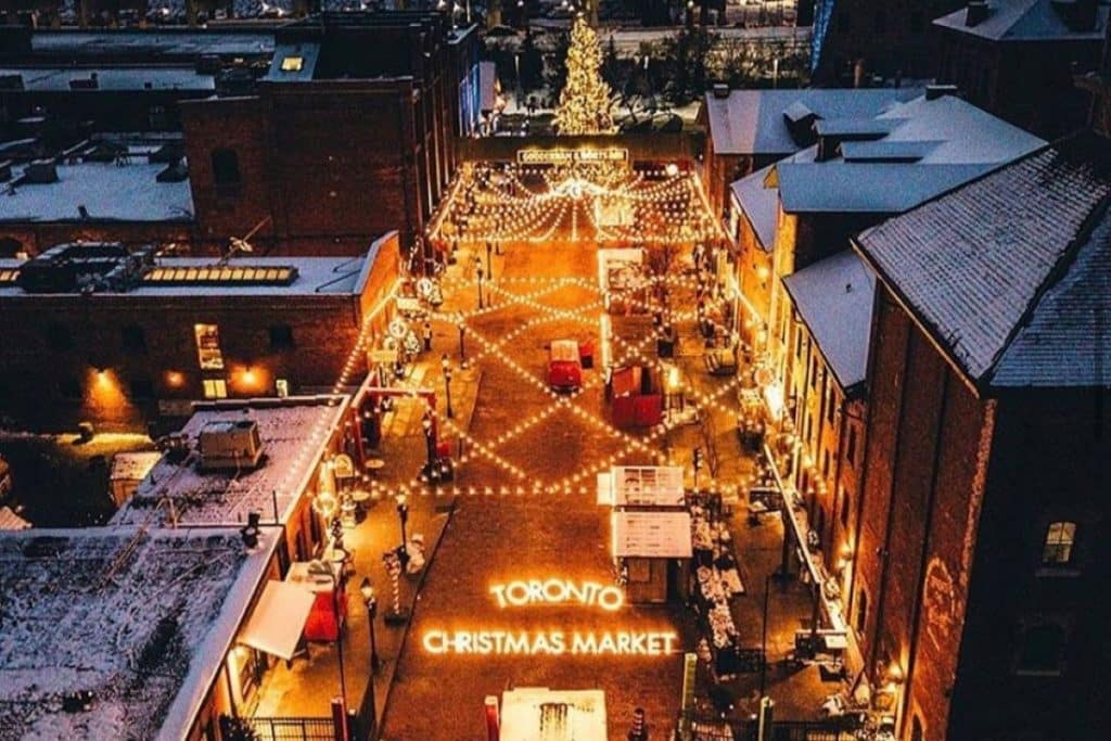 The Toronto Christmas Market Is Returning To The Distillery District In November